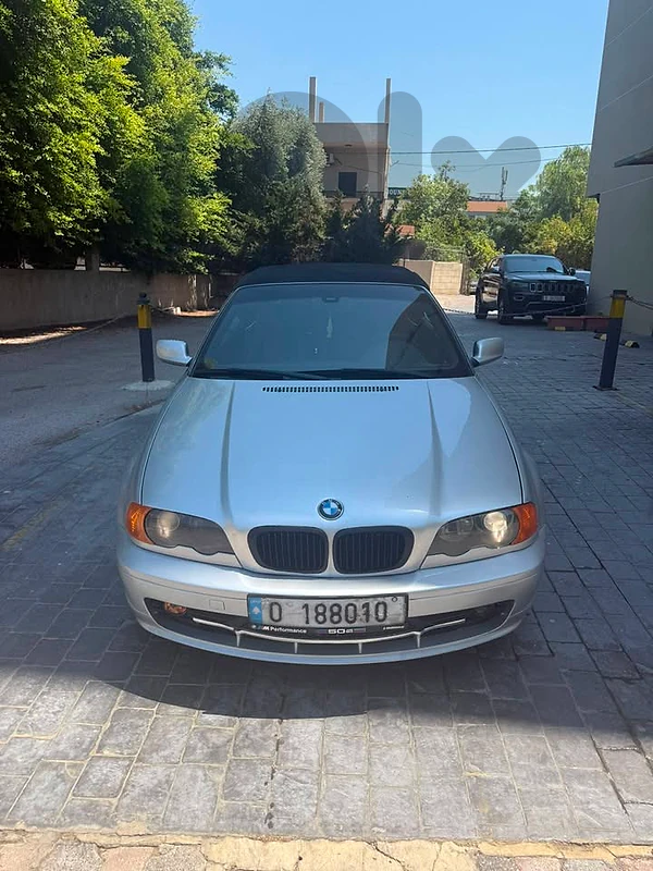 BMW 	2002