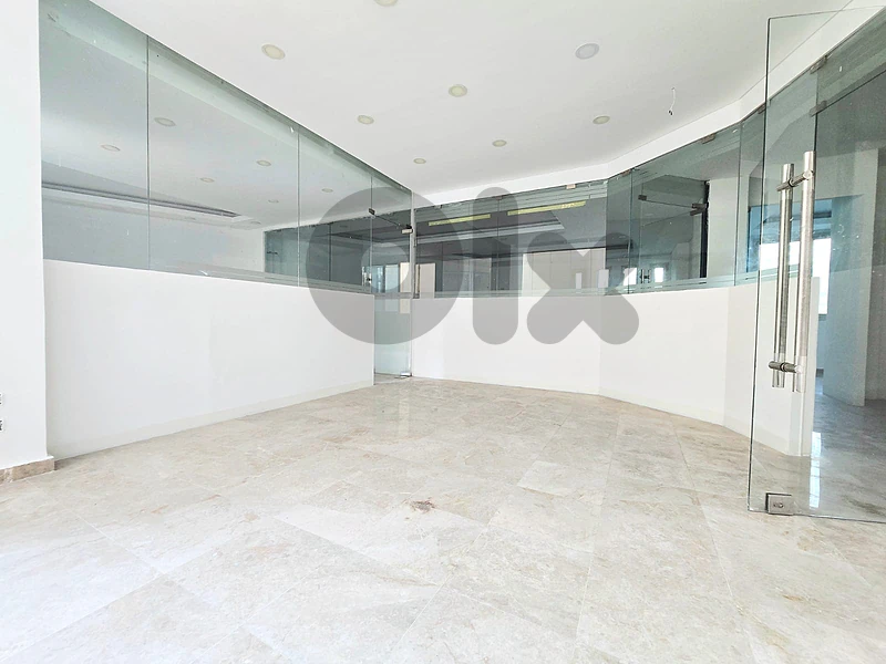 RAO26-5331 Office for Rent – Sodeco – 130 m²