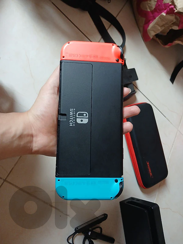 Nintendo switch oled + pro controller +bag