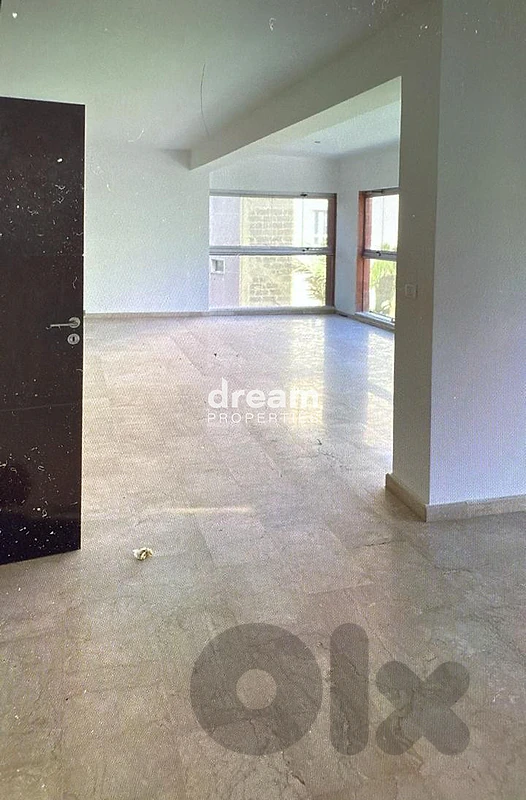Spacious Apartment in Monot, Achrafieh mon0249dpst