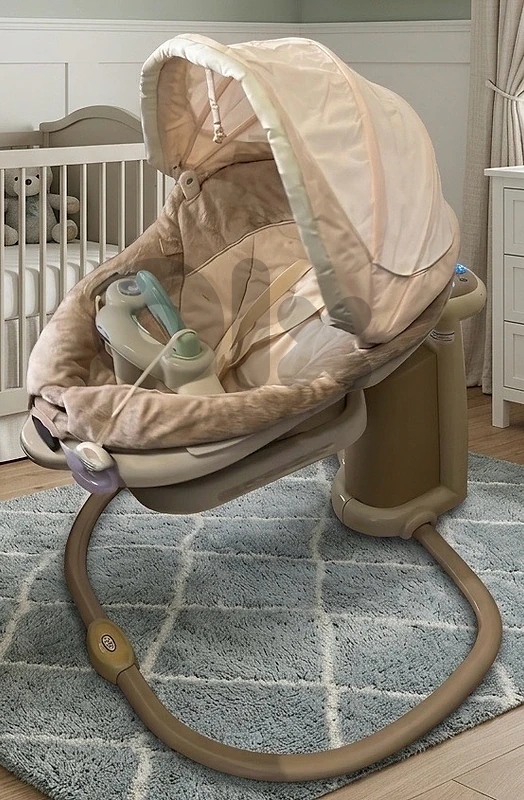 Baby Graco electric swing