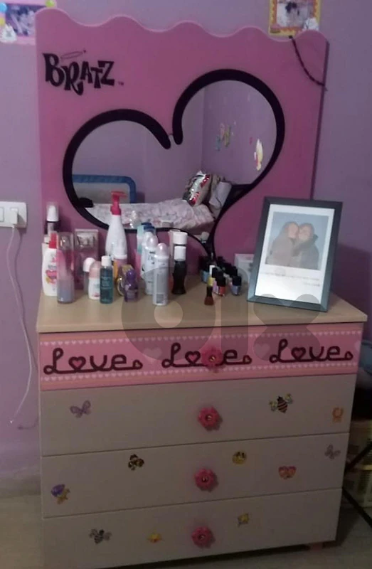 girl s bedroom
