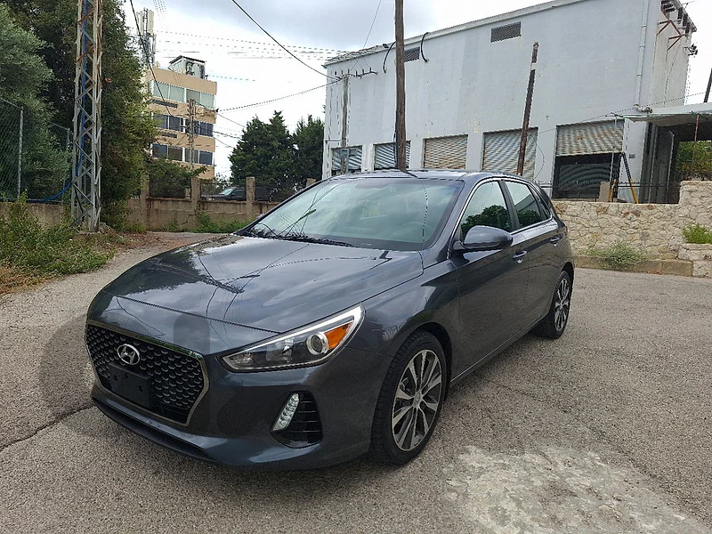2019 HYUNDAI ELANTRA GT SPORT VERY CLEAN