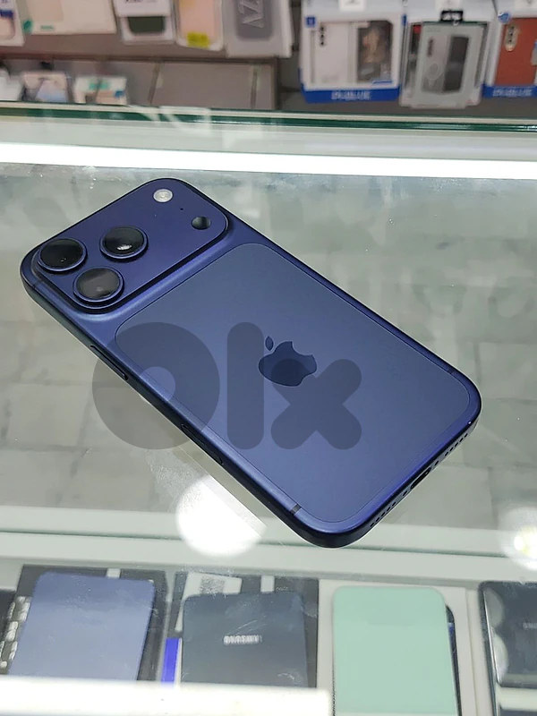apple iphone 17 pro 256gb used