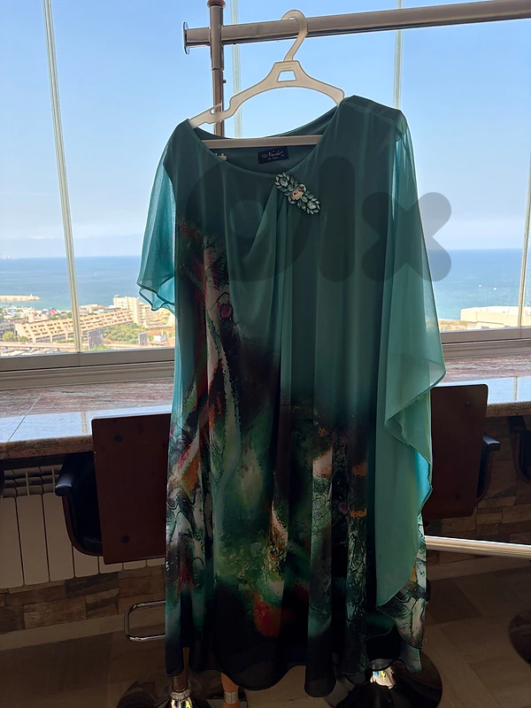 night dress ( to assist to parties, weddings)