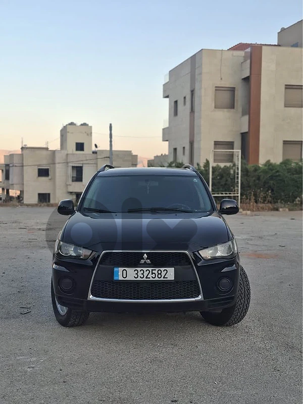 Mitsubishi Outlander 2010