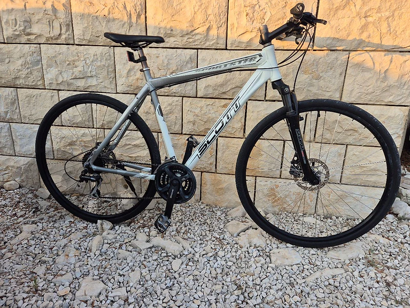 Scott Sportster Hybrid bike