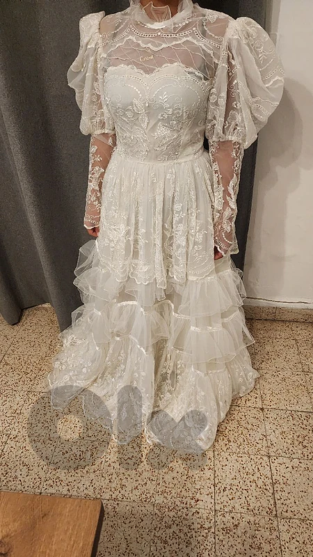 Wedding dress