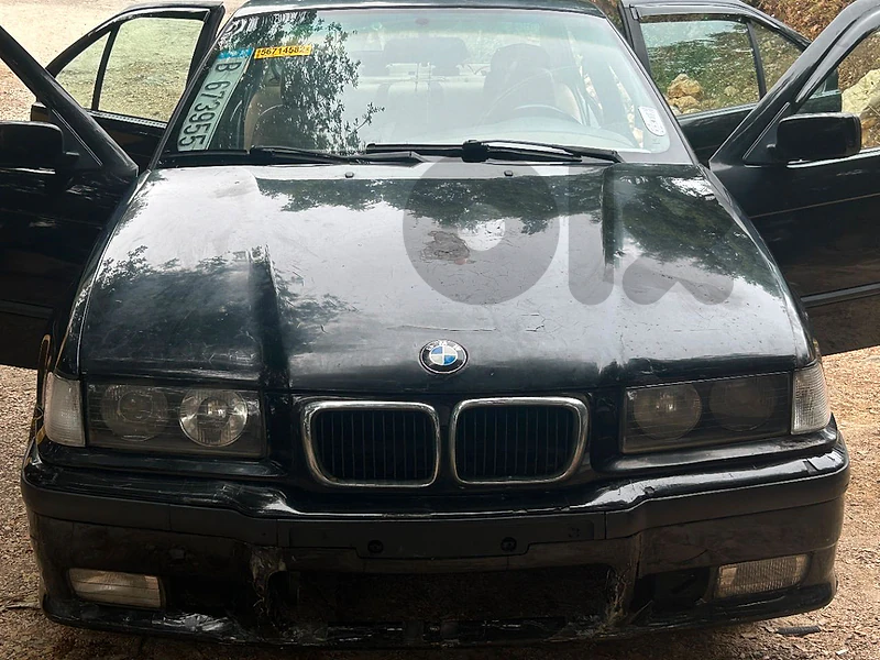 بي ام دبليو الفئة 2 1997 i36 is
