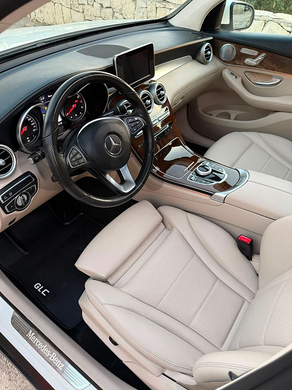 Mercedes-Benz GLC-Class 2019 GLC 300 4Matic