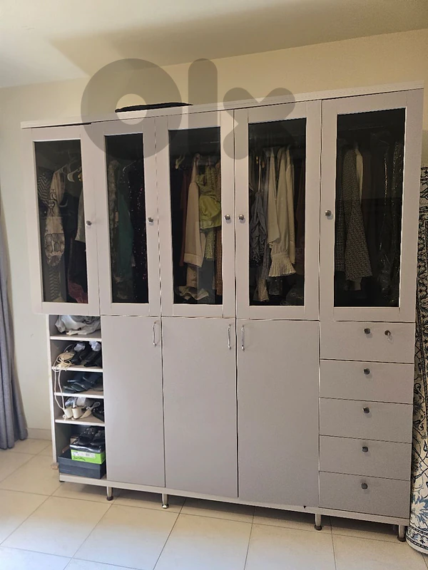 260m closet