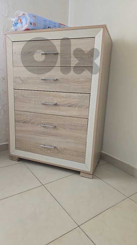 dresser dresser