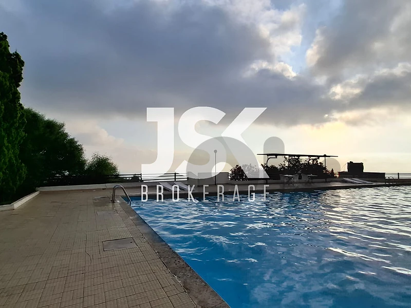 L22316 Chalet With Pool Access For Sale In Mastita