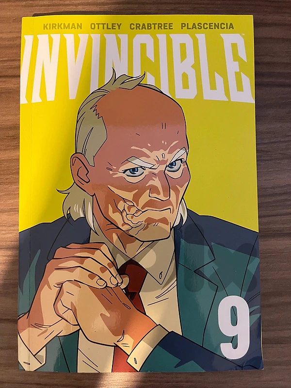 INVINCIBLE VOLUME 8,9 (NEW EDITION)