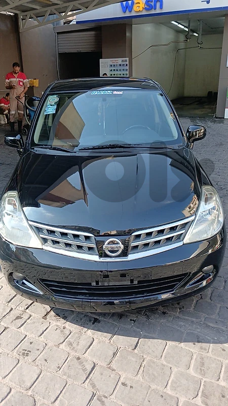 Nissan Tiida 2012 2012