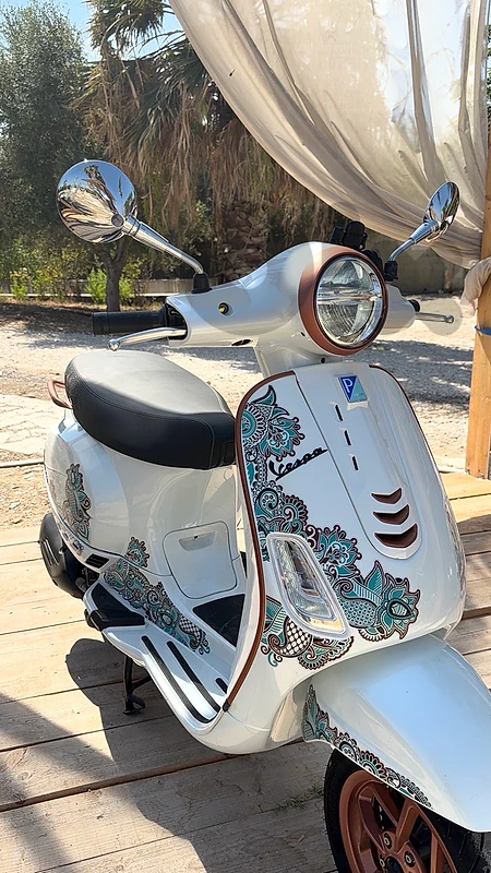 Vespa Qala