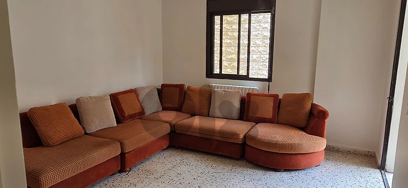 corner sofa  in very good condition طقم زاوية