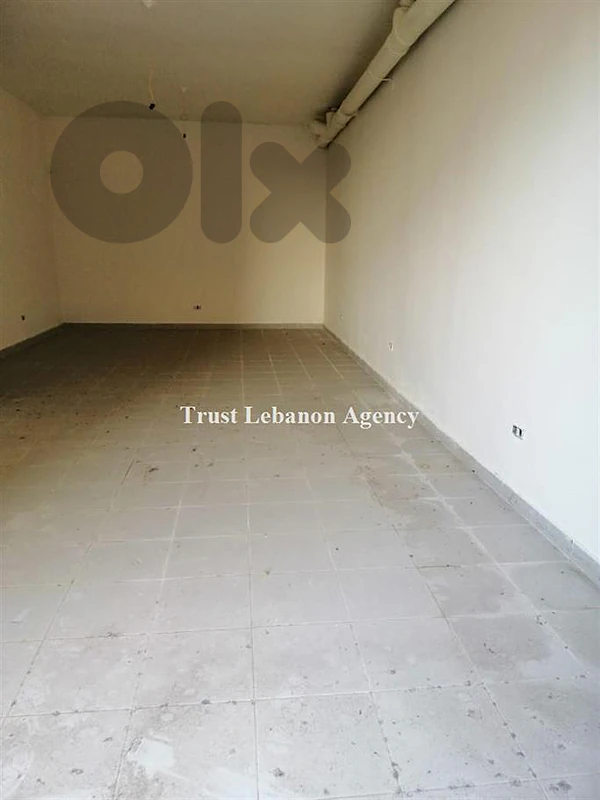 Exclusive Shop for sale in Ras EL Dekweneh 2 Facades