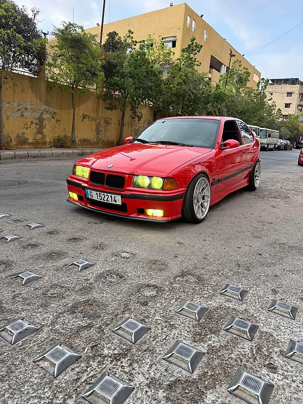 BMW 	1995