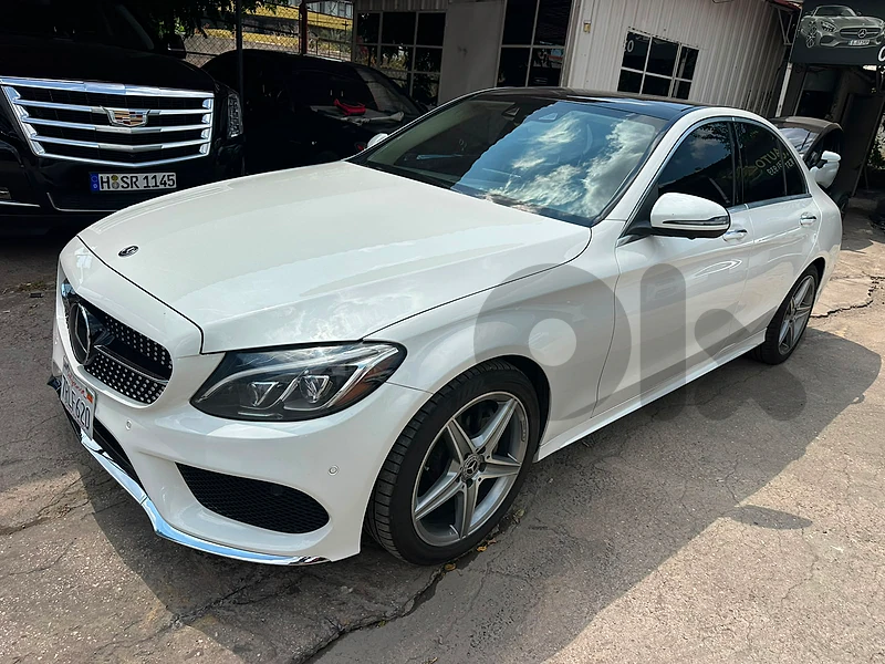 Mercedes C 300 LOOK AMG 2017 California