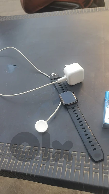 Apple watch se 44m