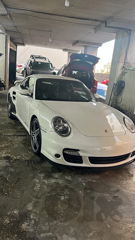 Porsche 2007 977
