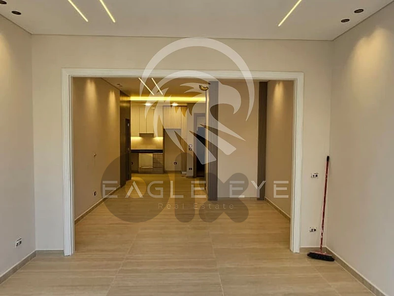 Apartment for Sale in Furn El Chebbak. شقة للبيع في فرن الشباك