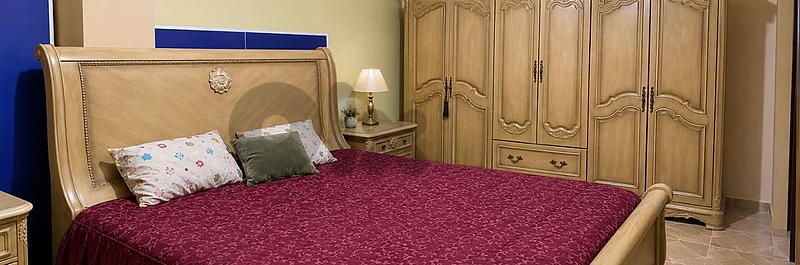 full bedroom