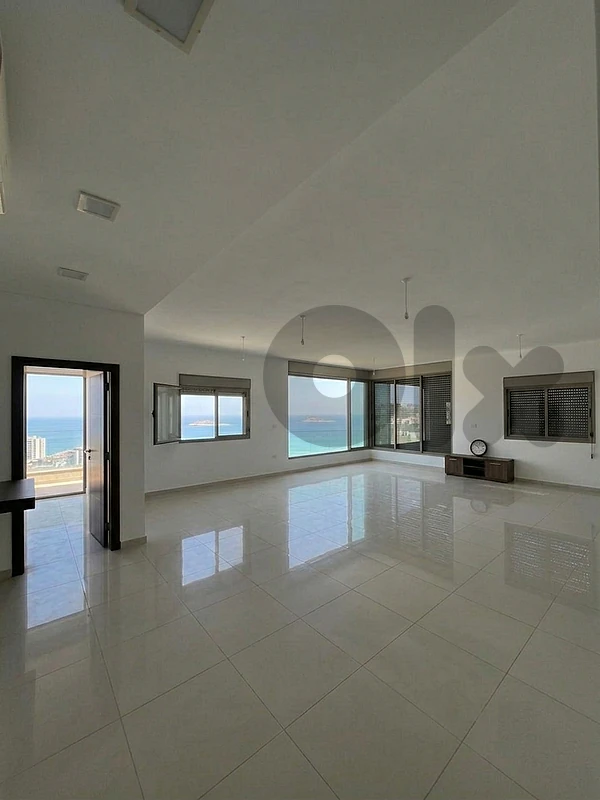 Blat-Jbeil Apartment for Sale