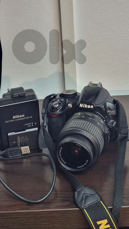 Nikon D3100 18–55mm