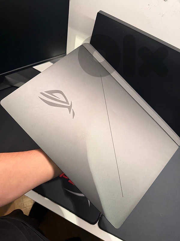✅ NVIDIA RTX 5080 Laptop GPU — 32GB GDDR7 (runs everything maxed) ✅ NVIDIA RTX 5080 Laptop GPU — 32GB GDDR7 (runs everything maxed)
