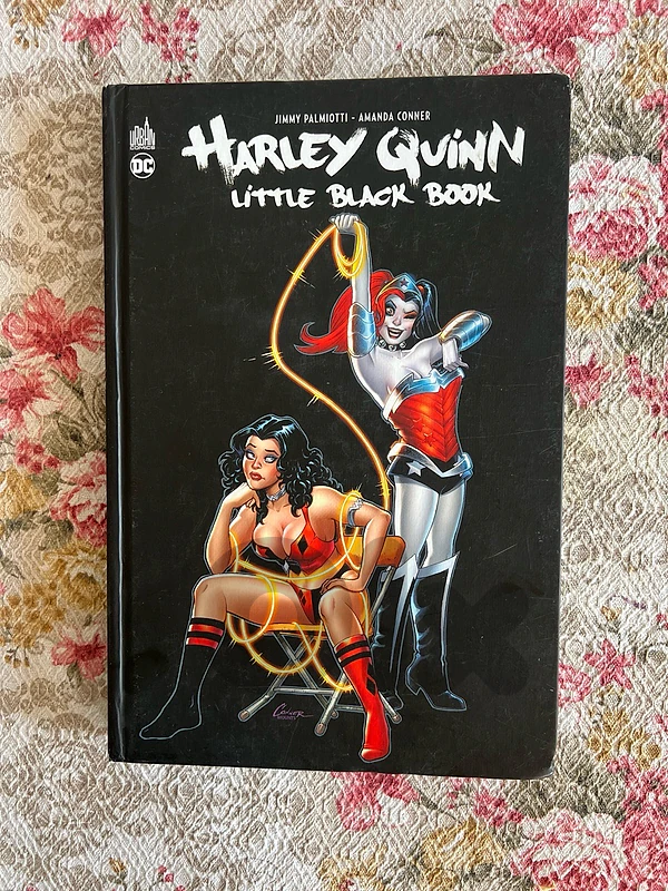 Harley Quinn: Little Black Book – Hardcover DC / Urban Comics
