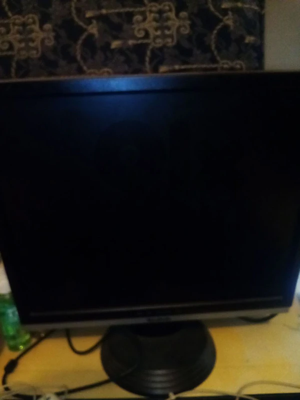 ViewSonic squares computer screen