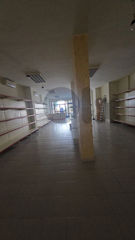 wonderfull deal shop zouk mikayel 240m open space 5 parking for 800$