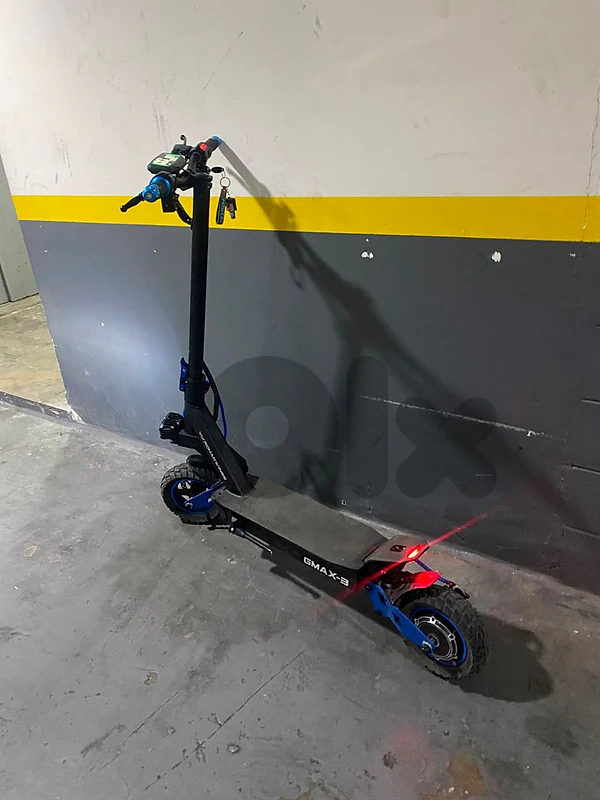 electric scooter