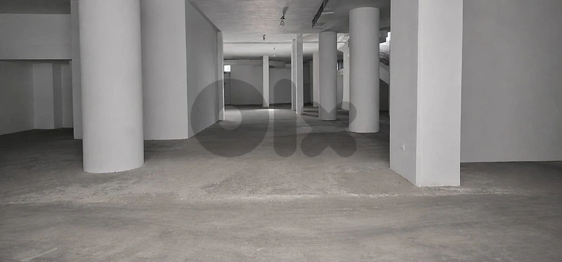 Warehouse for Rent in Ramlet Al Baydahمستودع للإيجار في الرملة البيضاء