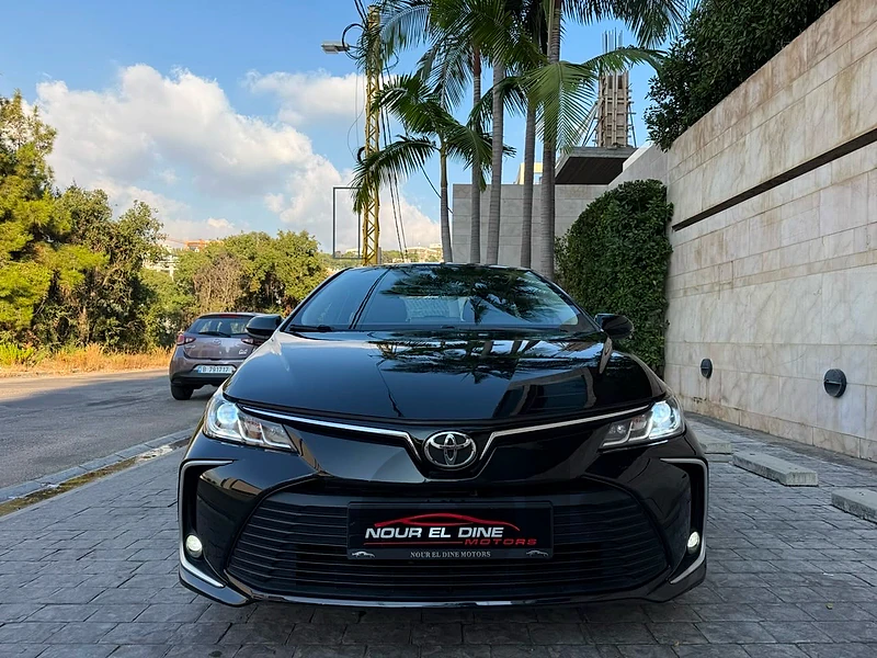 Toyota Corolla model 2020 from BUMC lebanon !!! 52000 km only