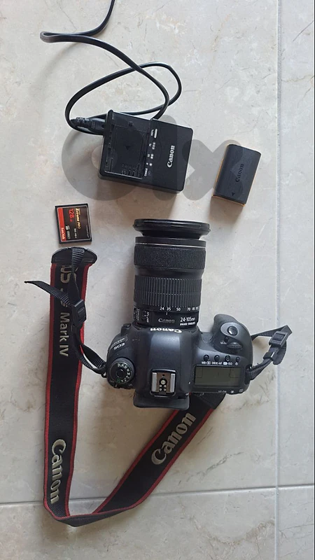 Canon 5D Mark4 +lens24-105