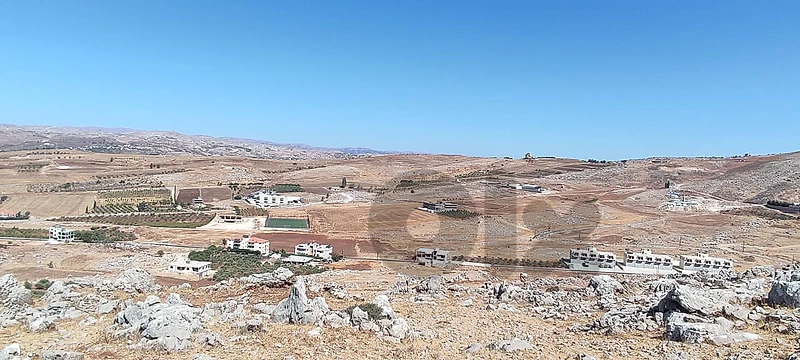 Land for sale in Dahr El Ahmar أرض للبيع في ضهر الأحمر