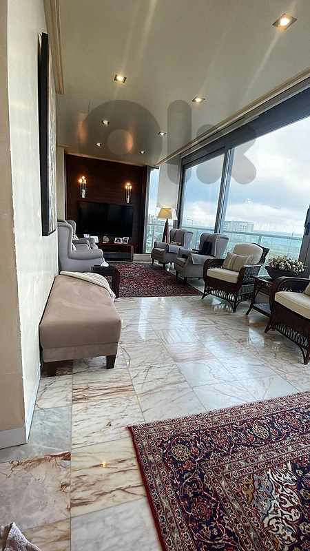 Luxurious Apartment for Sale in Ramlet El Bayda