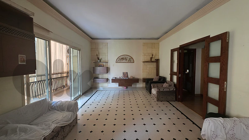 Furnished Apartment For Rent in Achrafieh شقة مفروشة للإيجار في