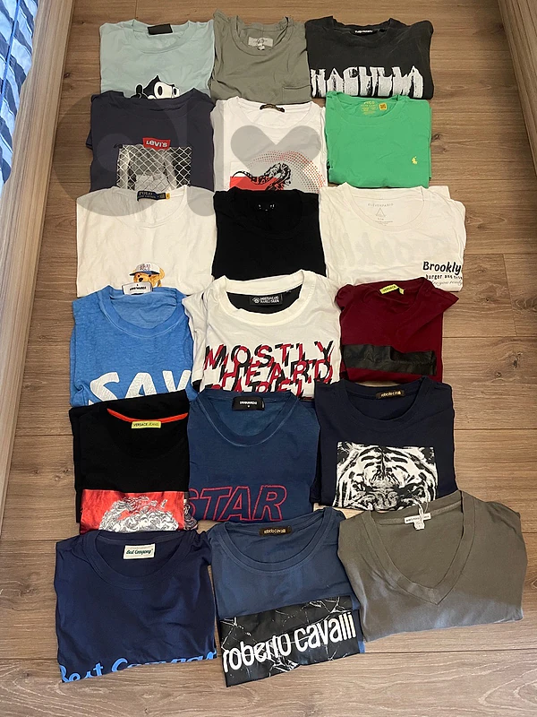 EIGHTEEN T-SHIRTS
