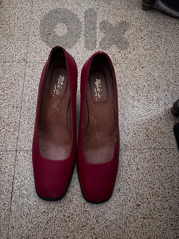 vintage heel