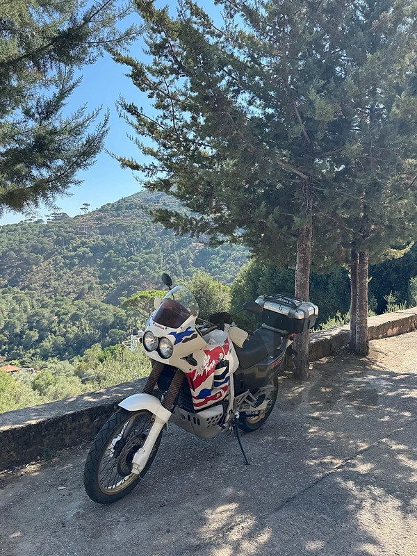 Africa Twin 750