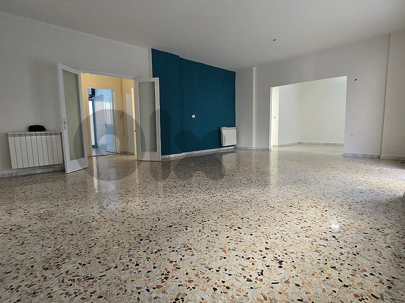 Apartment For Sale-Achrafieh,Sioufi|Prime Locationشقة للبيع في الأشرفي