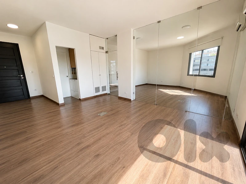 Unfurnished Office for Rent in Saifi MQOA74