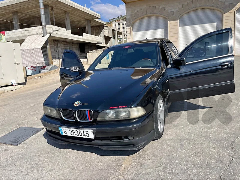 BMW e39 l528 1999
