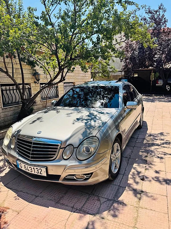 Mercedes E320 2003