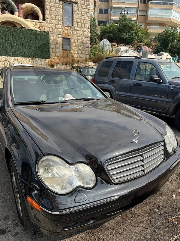 Mercedes-Benz C-Class 2001 C320