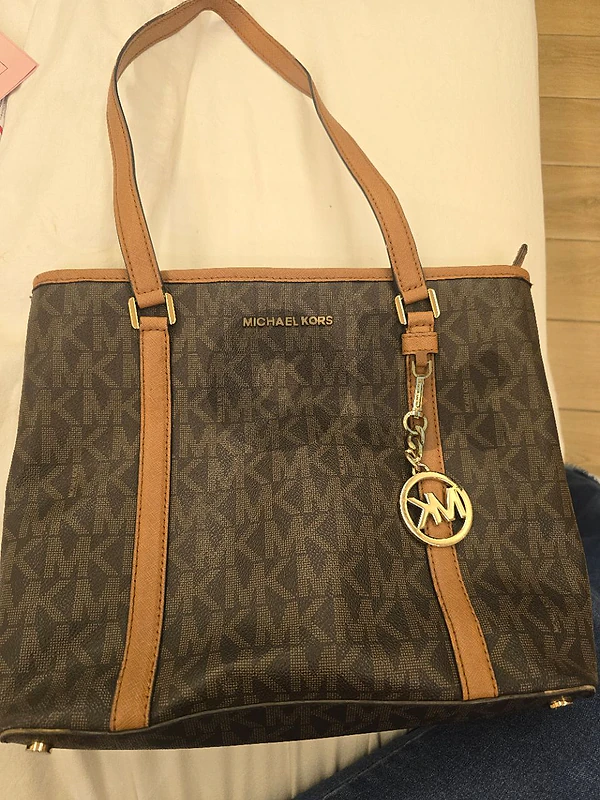 Micheal kors tote bag